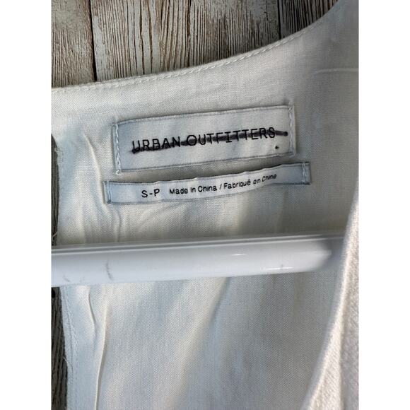 Urban Outfitters UO Beth Linen Mini Dress S White V-Neck Puff Sleeve Summer Boho - Picture 5 of 7